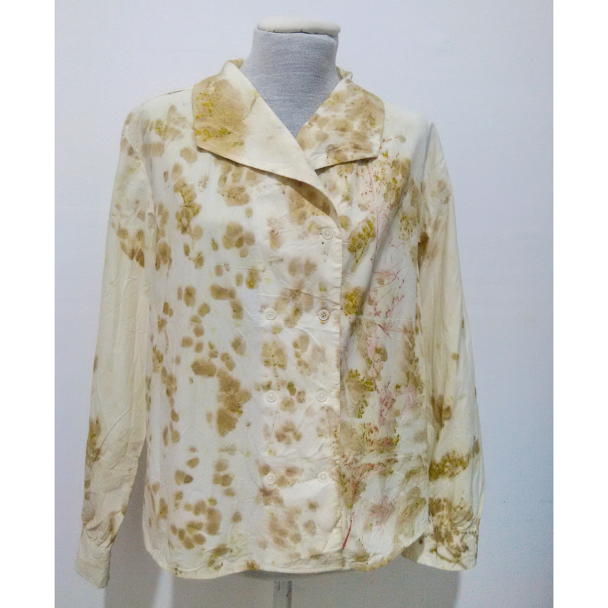 Blazer liviano de doble abotonadura